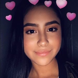 Meet your Posher, Evani